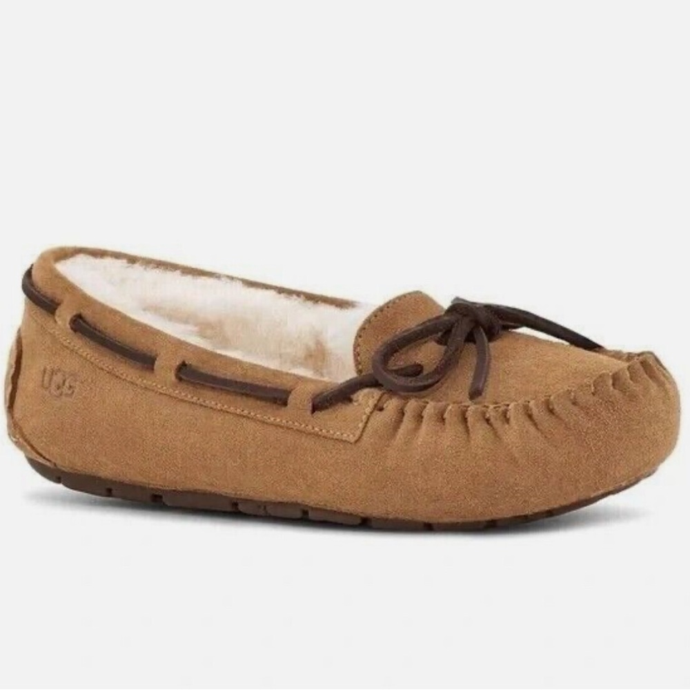 UGG Women's Chestnut Moccasin Slippers